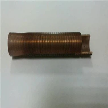 Lavfinnet rør i rustfritt stål